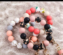 Load image into Gallery viewer, Wristlets
