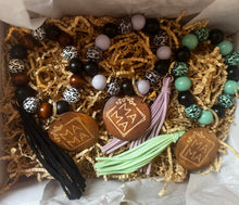 Load image into Gallery viewer, MAMA Wooden Bead Wristlets

