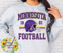 Load image into Gallery viewer, Minnesota Distressed
